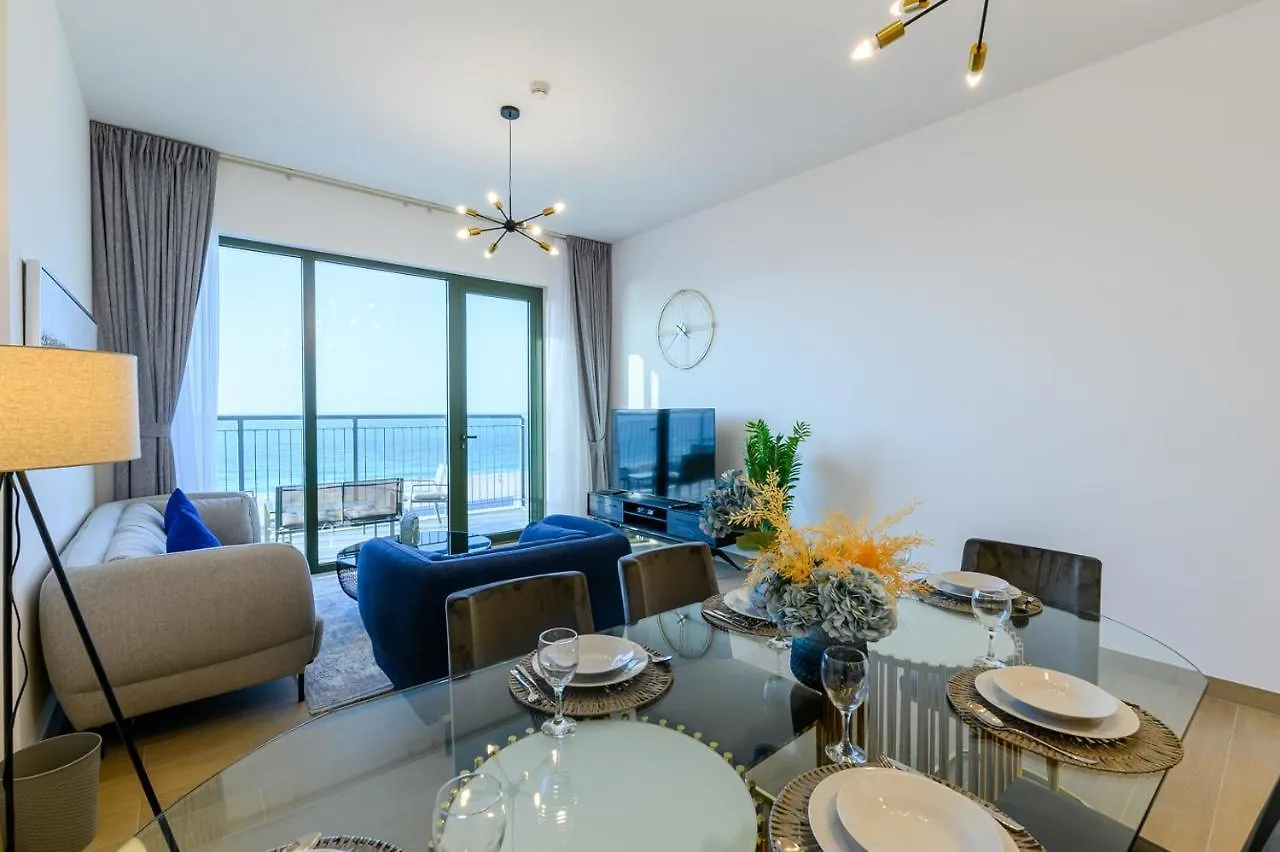 Stay Holiday Homes By Al Ghurair - La Mer - Dubaj 0*,